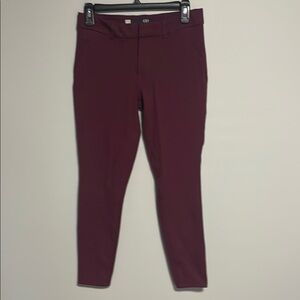 Kut From the Kloth Mia Ankle Skinny in Maroon Size 8 NWOT
